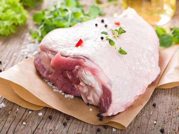 Indyk udziec z kością (średnia waga to 1,4kg)